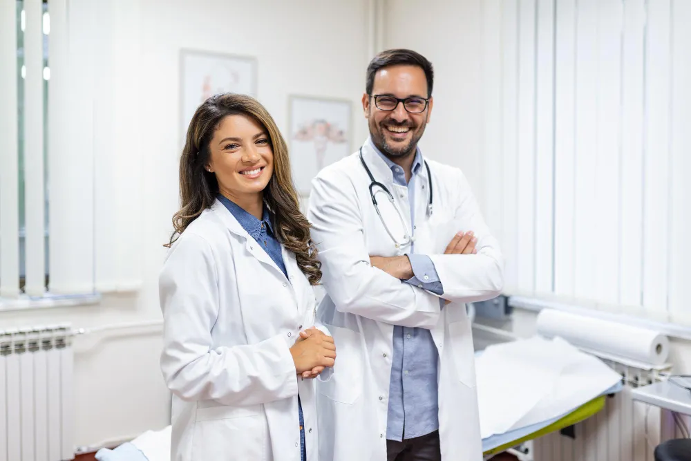 Saúde baseada em valor: como transformar o conceito em estratégia na saúde suplementar Foto de médicos. Entenda como aplicar o conceito de saúde baseada em valor